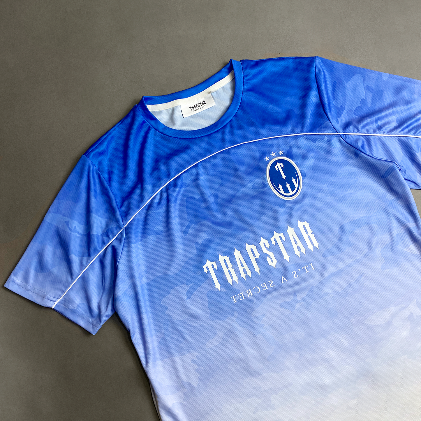 Camiseta TrapStar Ignorant Footbal Jersey Gradient Blue