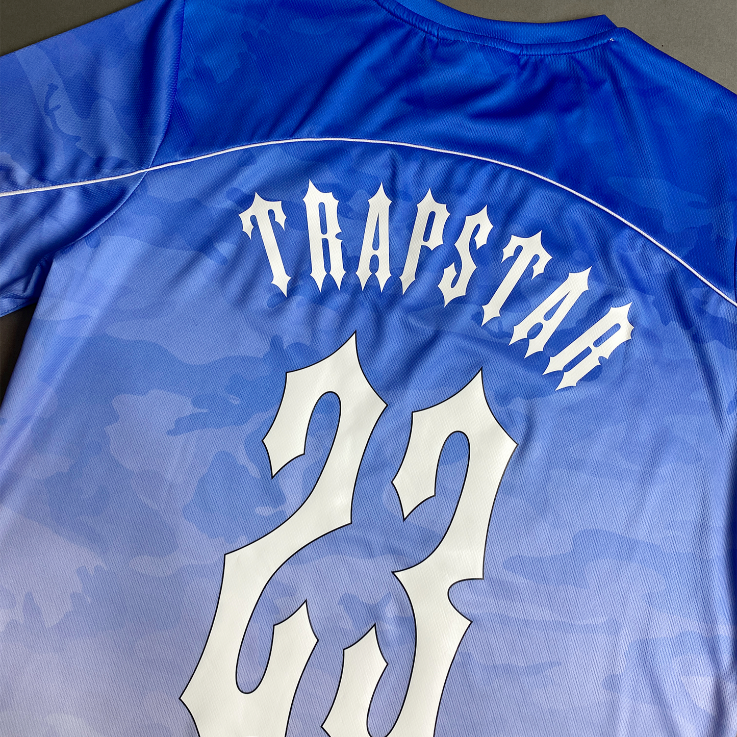 Camiseta TrapStar Ignorant Footbal Jersey Gradient Blue